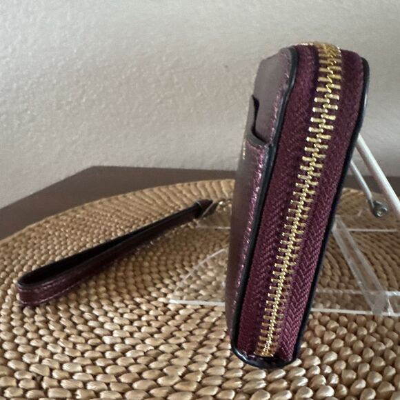 Coach Metallic Small Wristlet Soft Burgundy Wrist Strap Leather Bag Zip Handbag - Picture 3 of 12